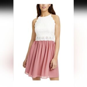 Beautiful Pink and white lace  Dress Size 9